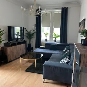  Apartment Matrix